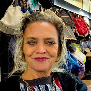 Meet your Posher, Carrie callaway